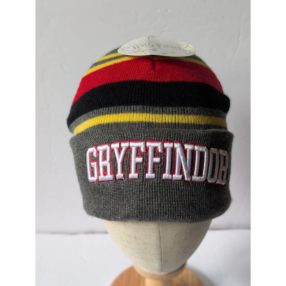 Harry Potter Gryffindor Beanie, new with tags, adult one size fits all